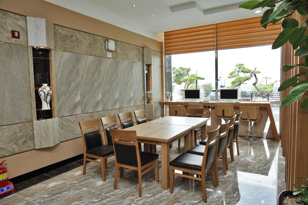 Arisu Gyeongju Hotel Extérieur photo
