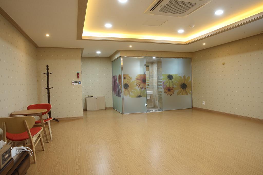Arisu Gyeongju Hotel Chambre photo
